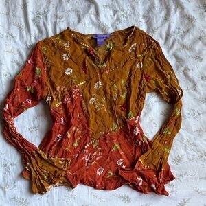 Keynes de long sleeve floral and sequined top size Large in great condition